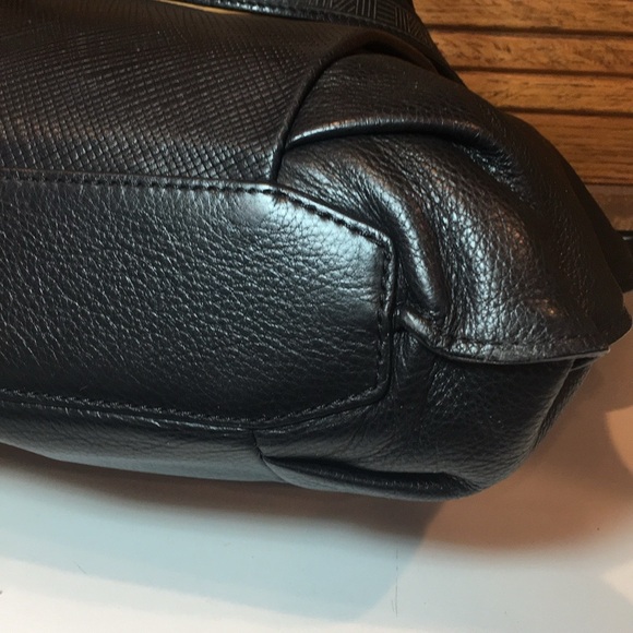 Brighton black pebble leather with cross grain front panel shoulder bag - Picture 10 of 17